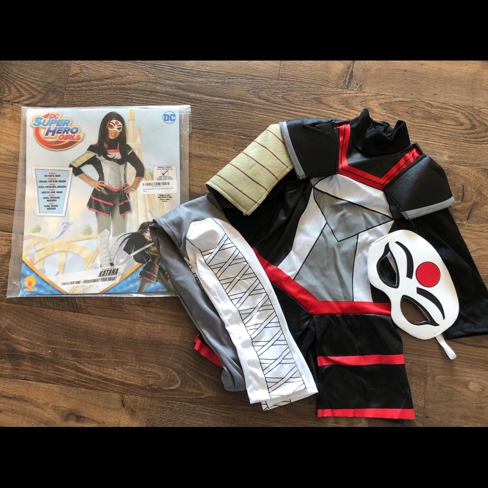 Size small Katana DC Super Hero Girls costume